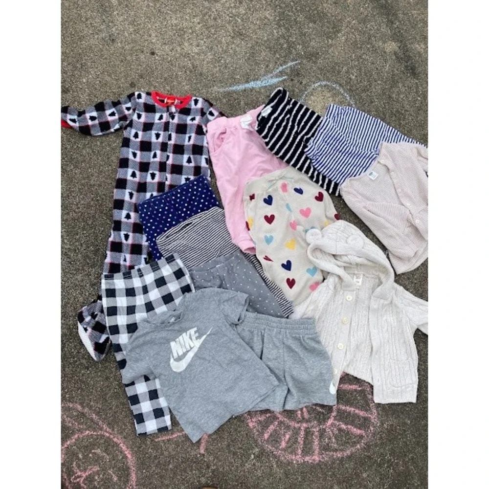 Baby Girl Clothes Lot‎ Nike Old Navy Gap Cardigans Leggings Sleeper 12M 18M - Picture 2 of 8